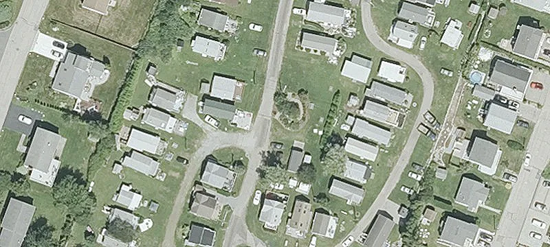 64 Burnside Ave