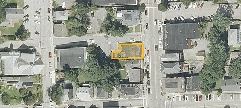 93 Main St