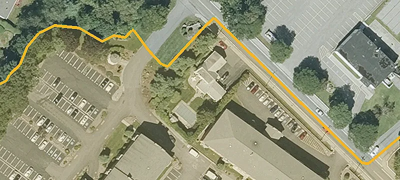 1682 Douglas Ave