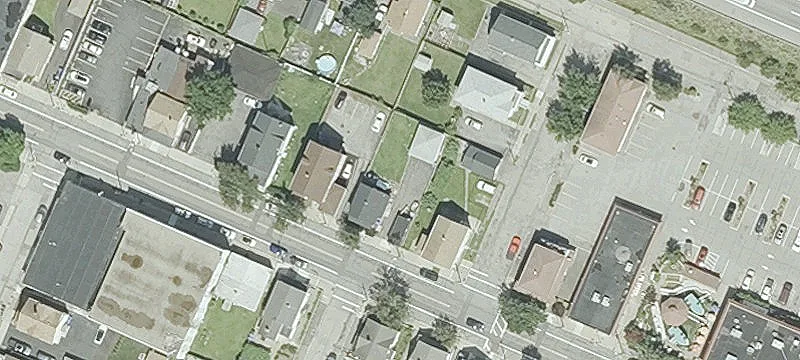 260 Warren Ave
