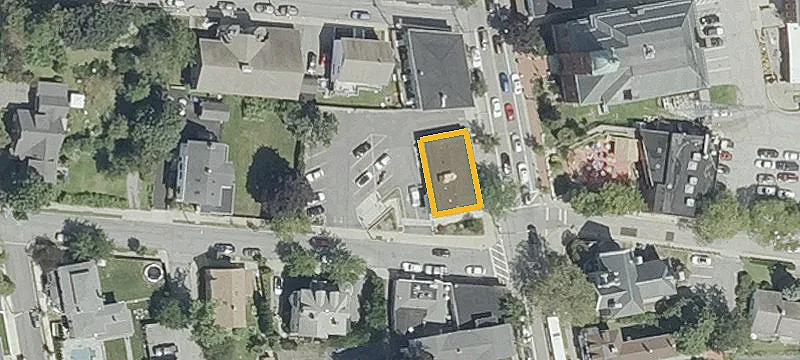521 Main St