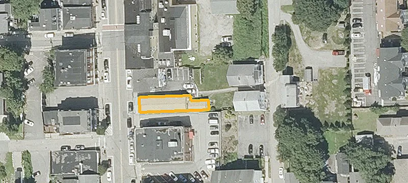 176 Main St