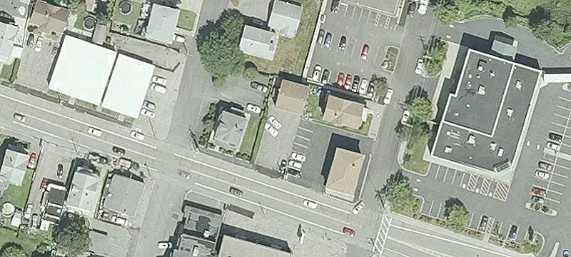 584 Warren Ave