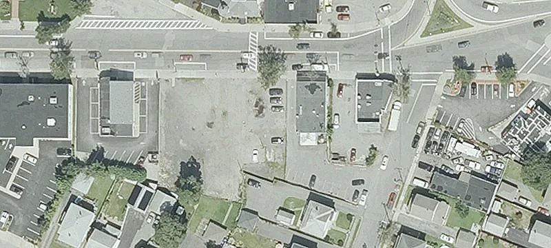 213 Taunton Ave