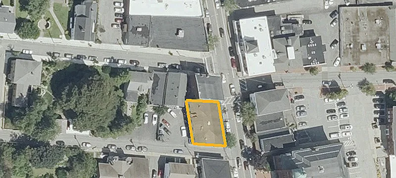 489 Main St