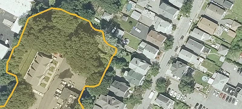 138 Warren Ave