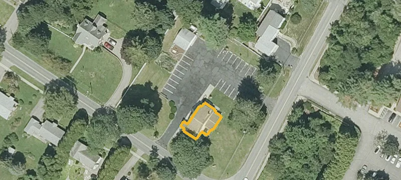 11 Kenyon Ave