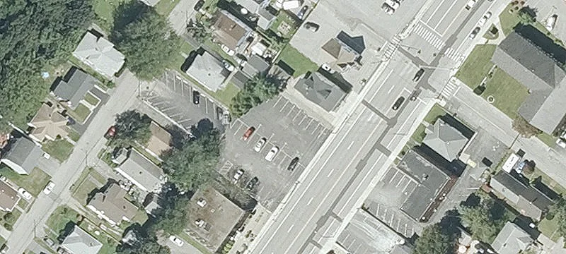 975 Reservoir Ave
