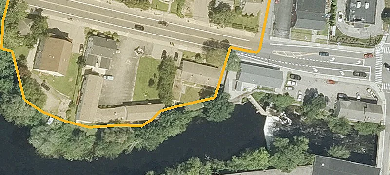 1196 Main St, Unit 1198
