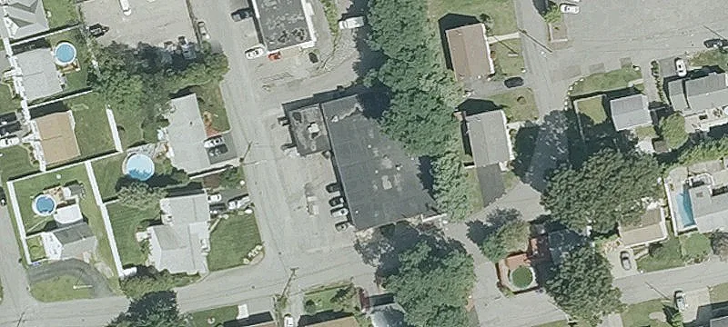 9 Thelma St
