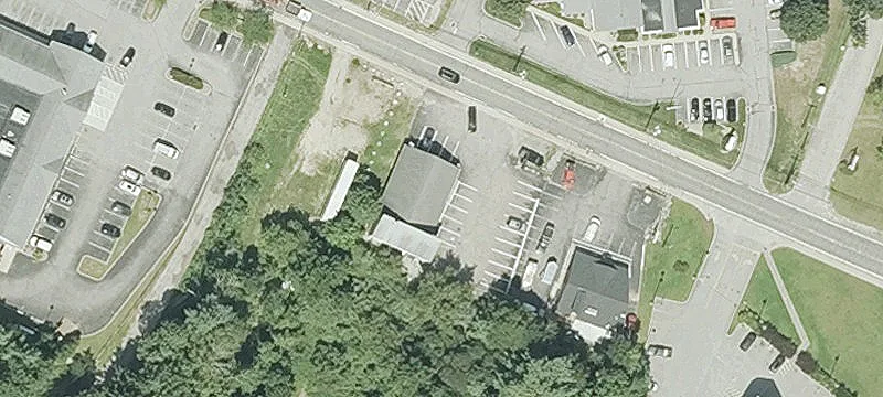 1199 Main St