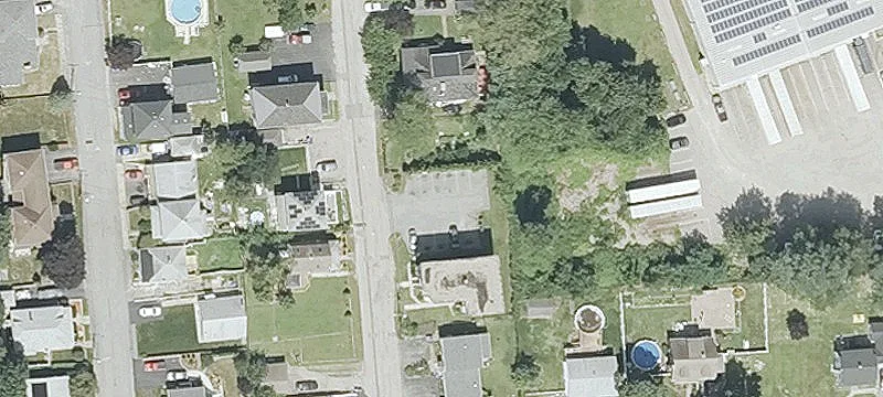 17 Winthrop Ave