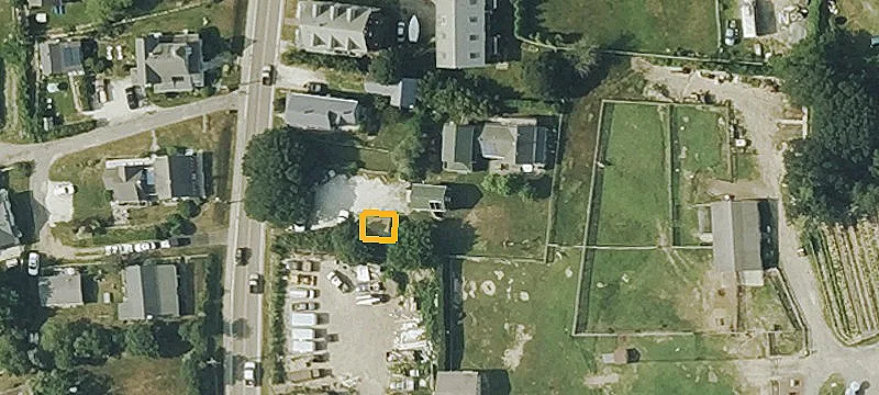 352 High St