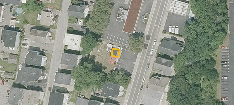 986 Social St