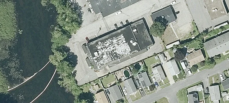 1 Warren Ave