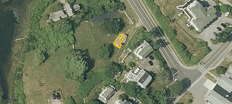 584 Bch Ave
