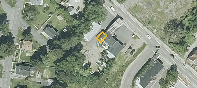 1232 Douglas Ave