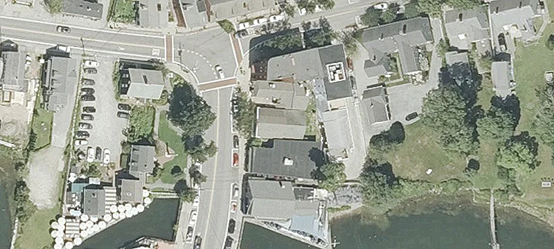93 Brown St