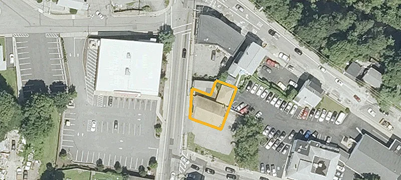 994 Main St