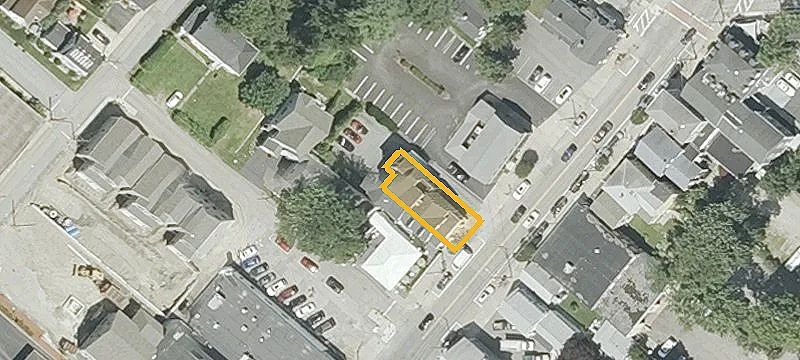 427 Main St