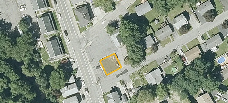 105 Waterman Ave