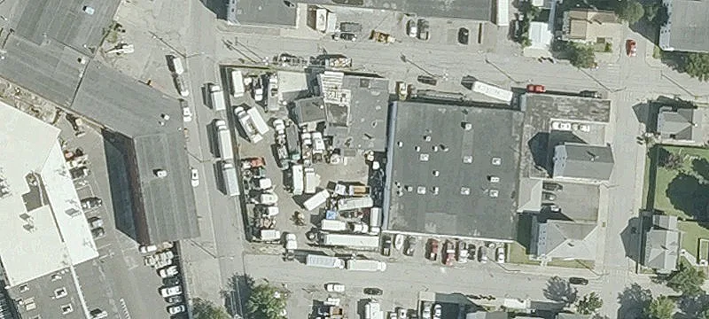 65 Woodlawn Ave
