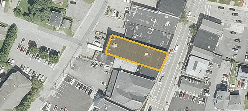 1237 Main St