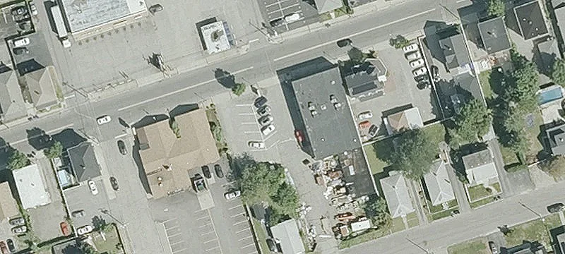990 Mineral Spg Ave