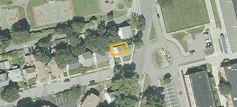 81 Washington Ave