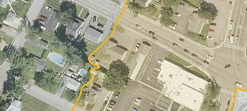 782 Main Ave