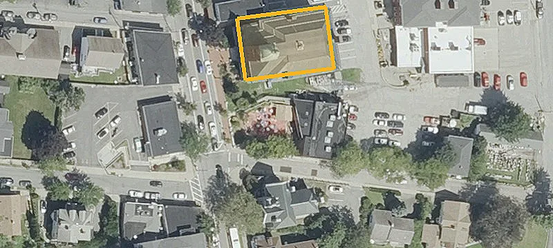 520 Main St