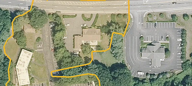 492 Putnam Pike