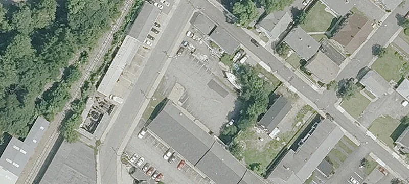 383 Arnold St