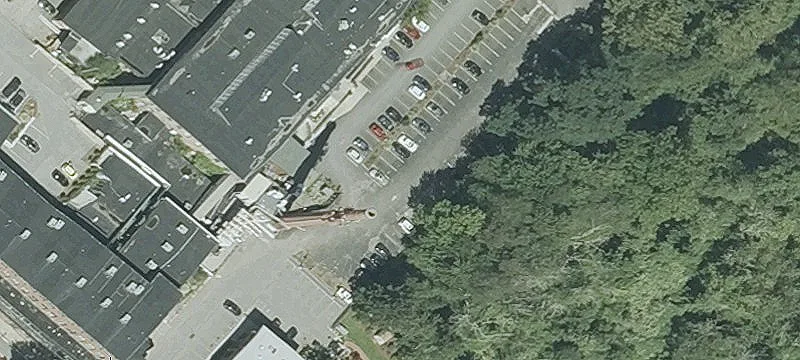1115th Douglas Ave