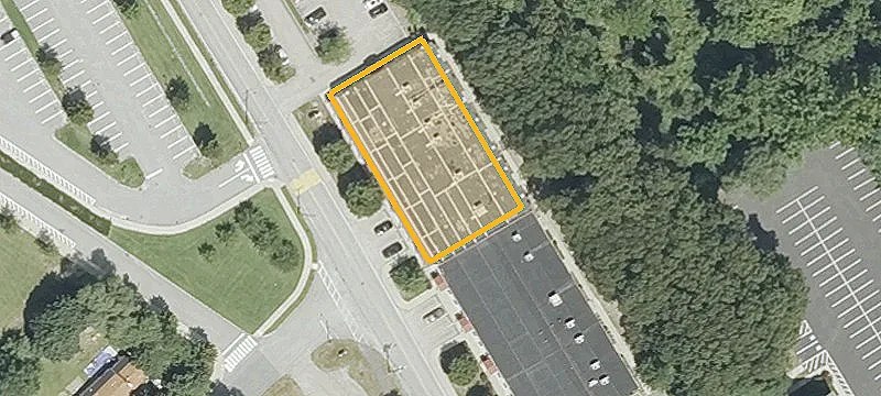 63 Cedar Ave, Unit 8