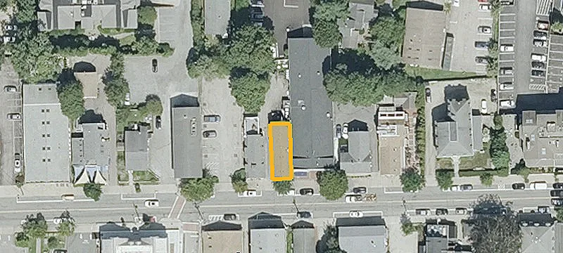 22 Narragansett Ave
