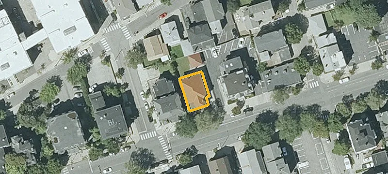 223 Broadway