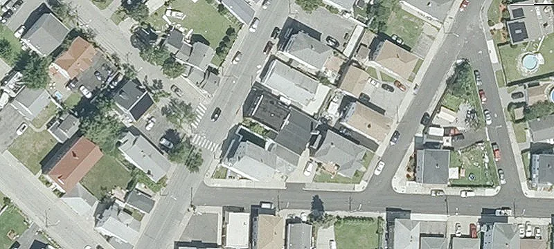 218 Pocasset Ave