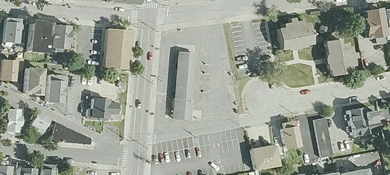 930 Main St