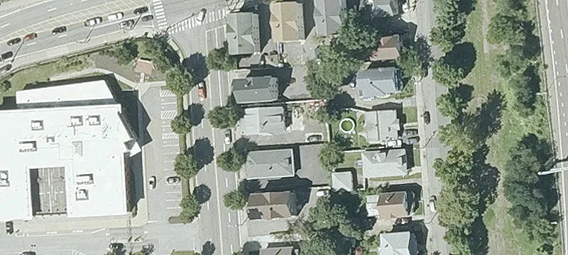 10 Garfield Ave