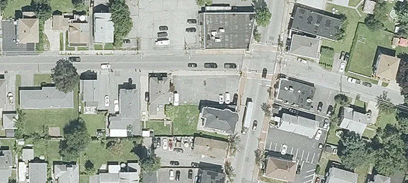Randall St