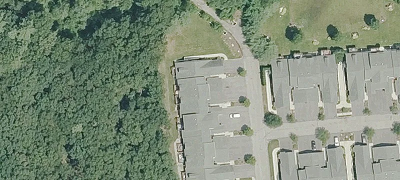 Quaker Hwy