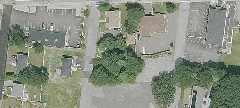 Saint Louis Ave