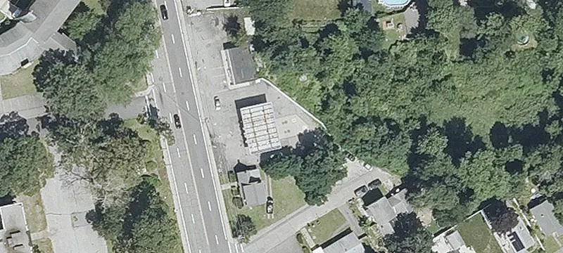 Rosemere Ave