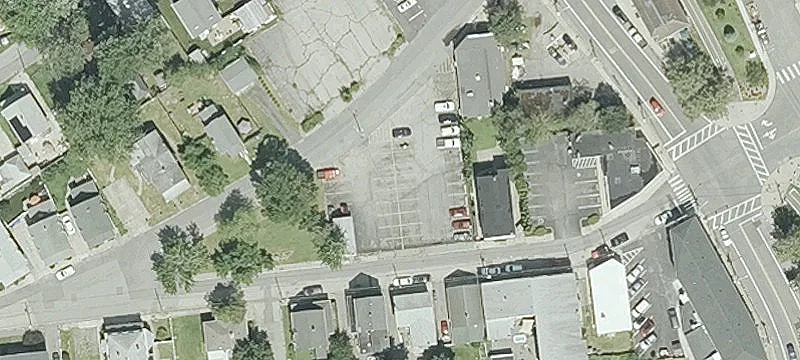 Lincoln Ave