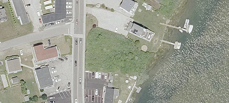 25-27 Winnapaug Rd
