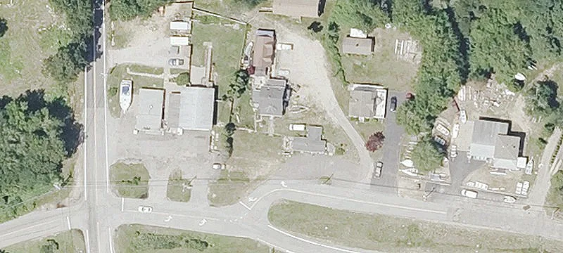 5221 Old Post Rd
