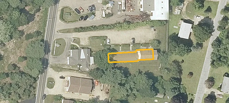 334 Narrow Ln