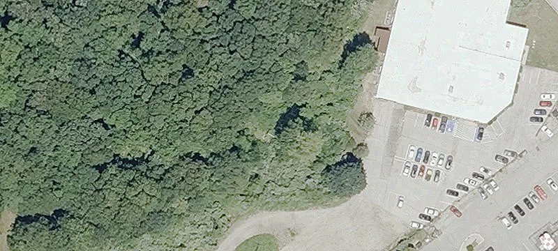 52 Airport Rd