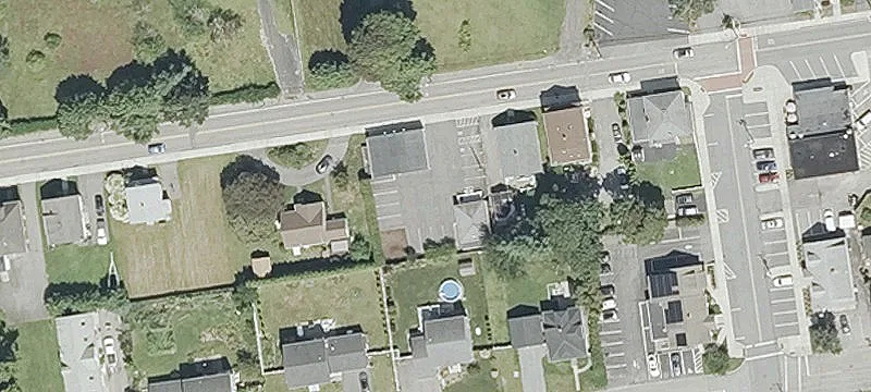 134 Maple Ave